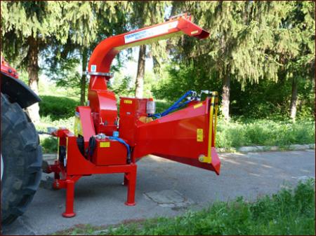 Tocator lemn mobil Skorpion 250R actionat de la PTO, tocator forestier 250R